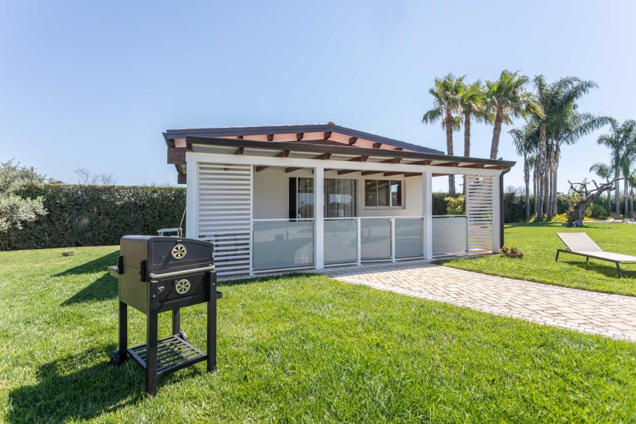 House In Con Piscina Ferienhaus *