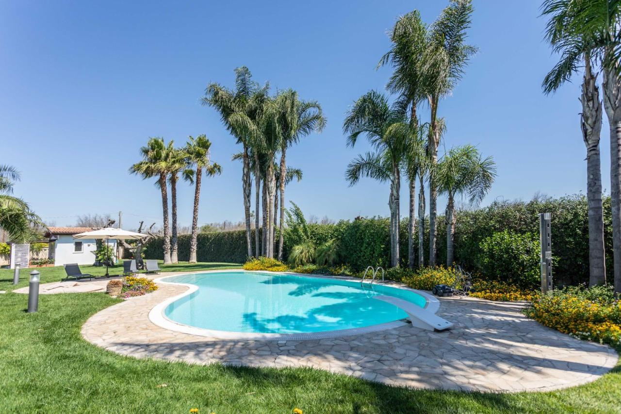 House In Con Piscina *