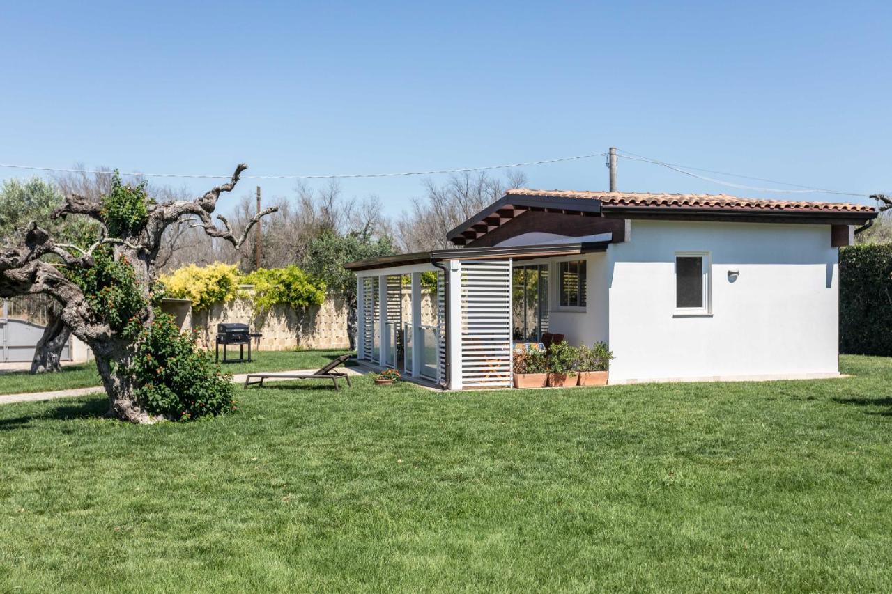 House In Con Piscina Ferienhaus San Donato di Lecce